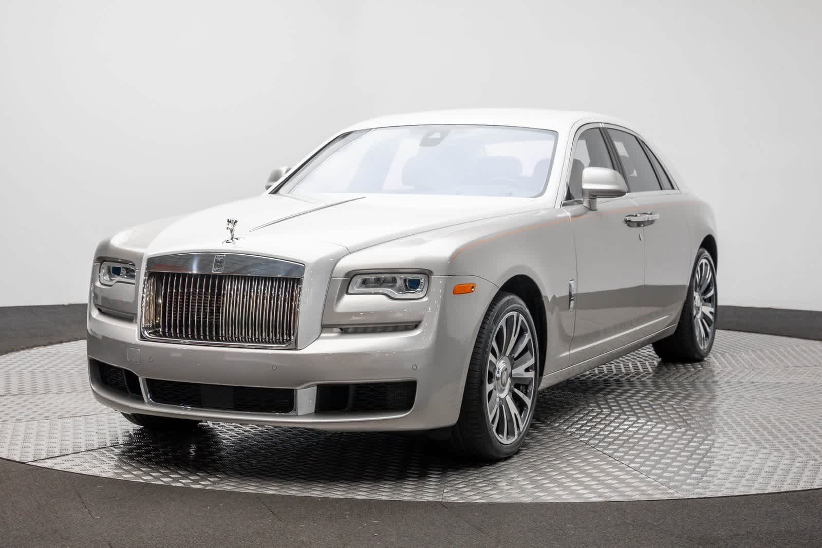 Thumbnail: 2018 Rolls-Royce Ghost - 1