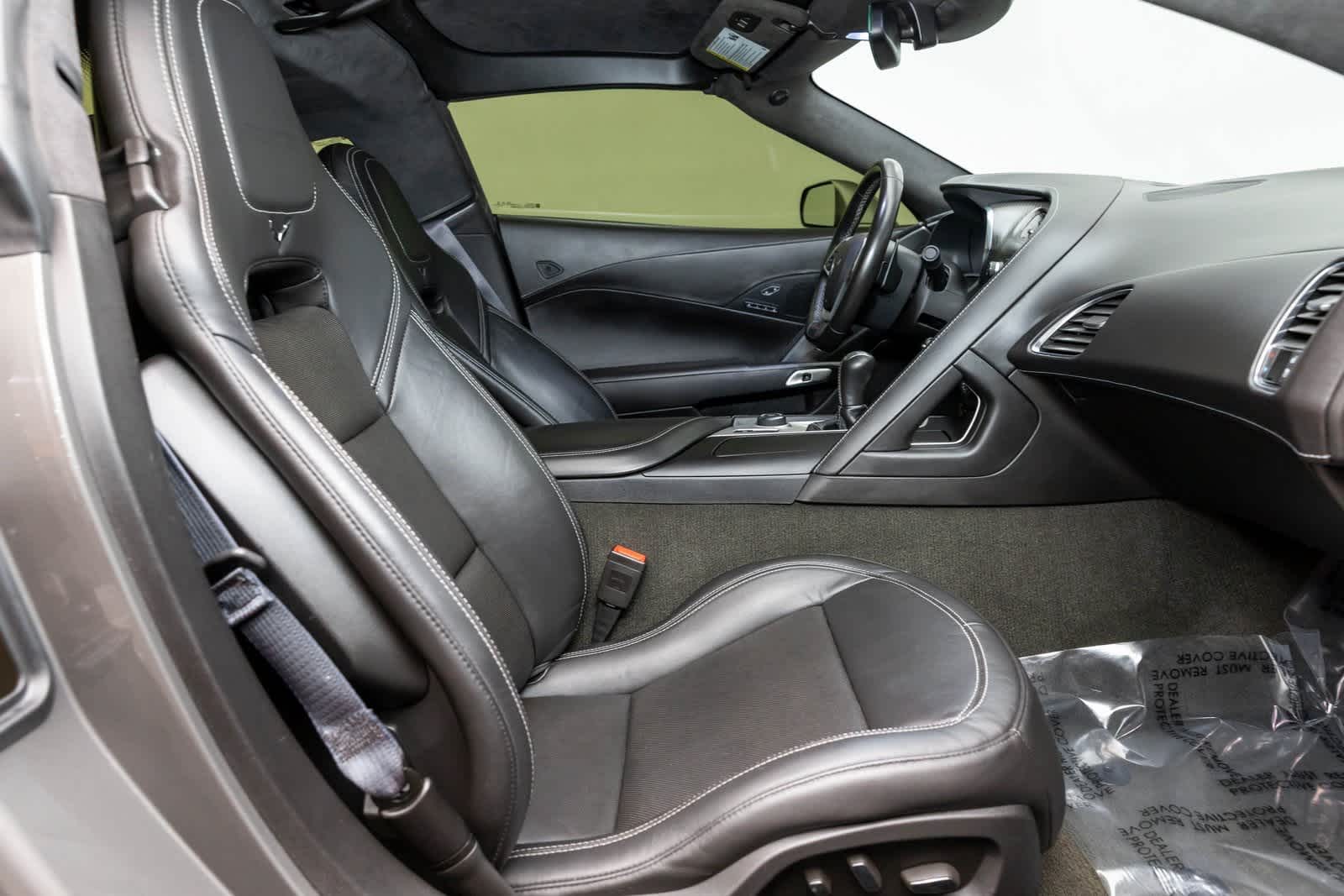 Thumbnail: 2015 Chevrolet Corvette - 14