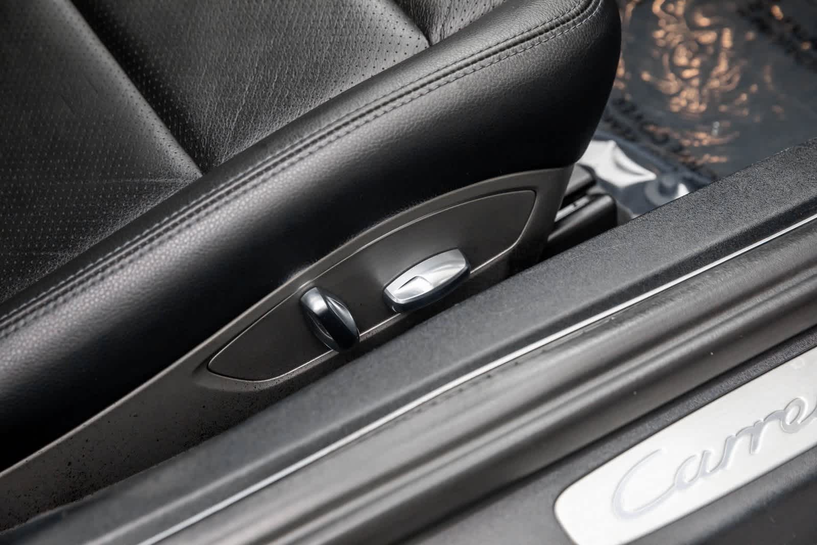 Thumbnail: 2015 Porsche 911 - 43