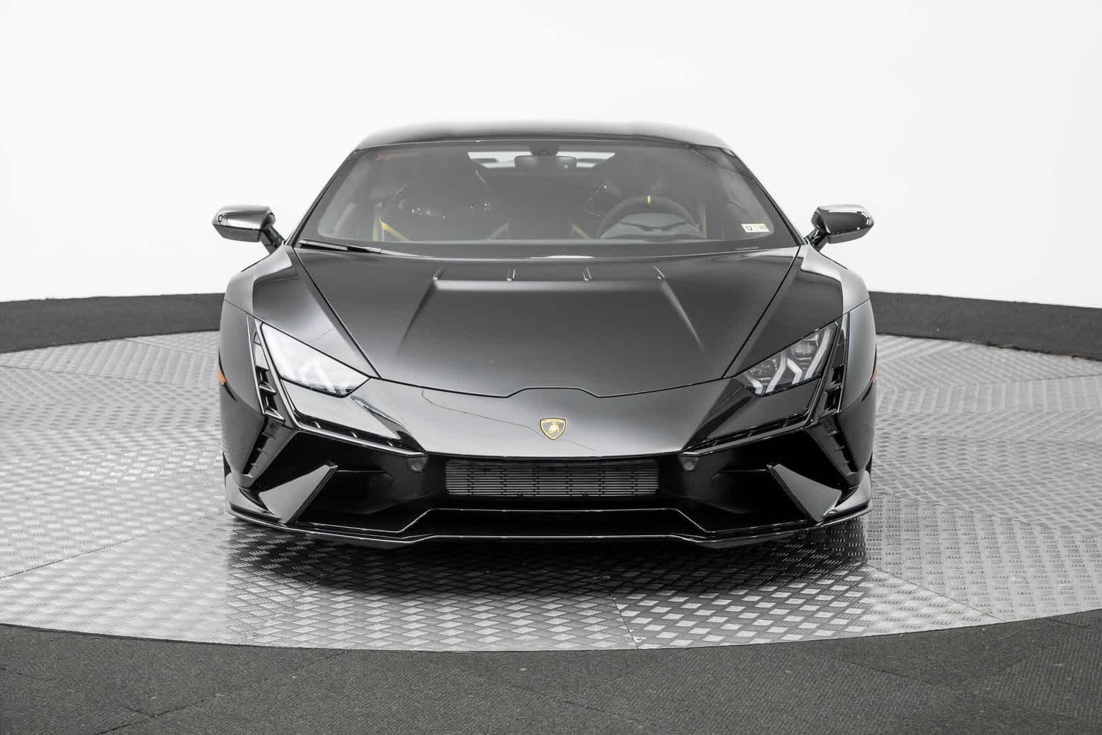 Thumbnail: 2024 Lamborghini Huracan - 6
