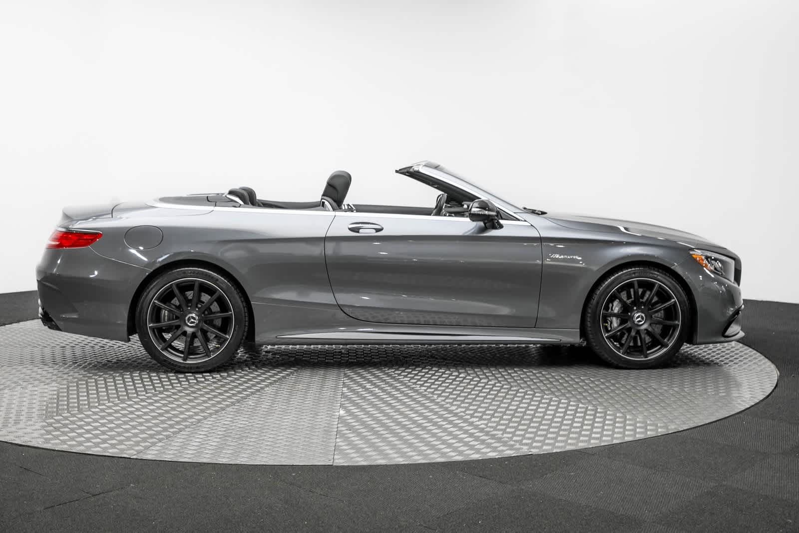 Thumbnail: 2017 Mercedes-Benz S-Class - 39