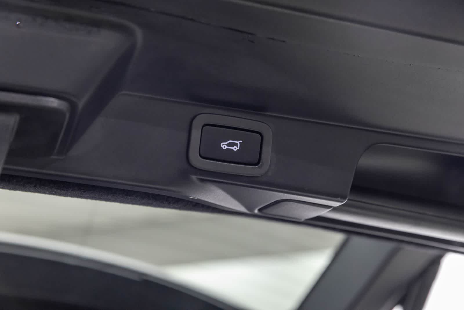 Thumbnail: 2017 Land Rover Range Rover Sport - 46