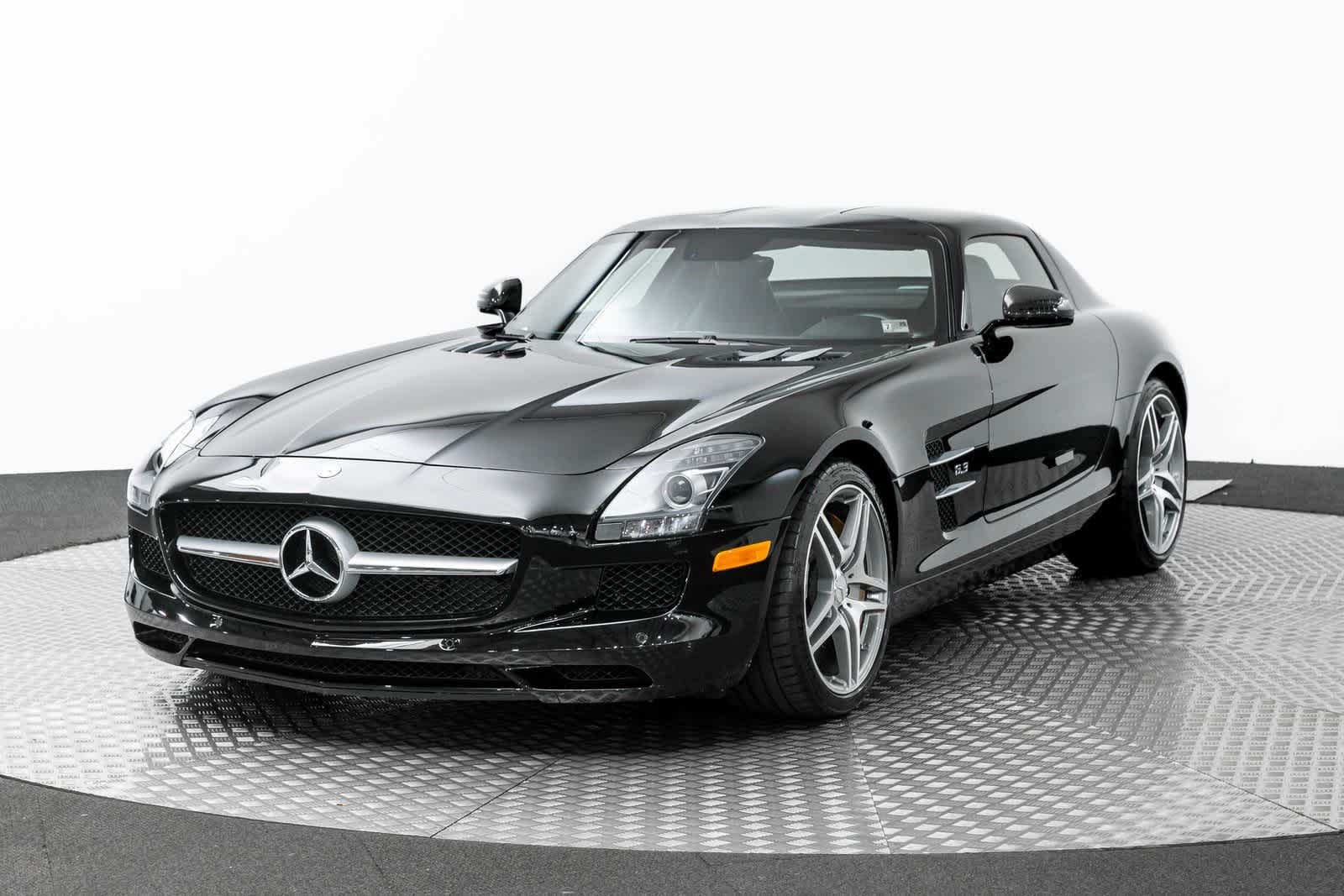 Thumbnail: 2012 Mercedes-Benz SLS AMG - 1