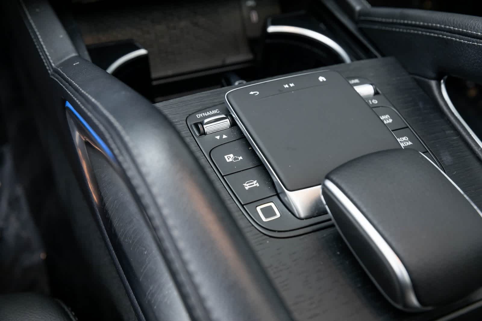 Thumbnail: 2025 Mercedes-Benz GLE - 35