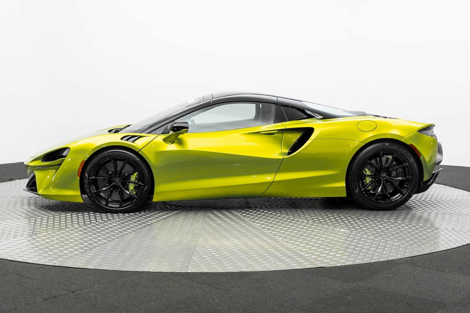 Thumbnail: 2025 Mclaren Artura - 46