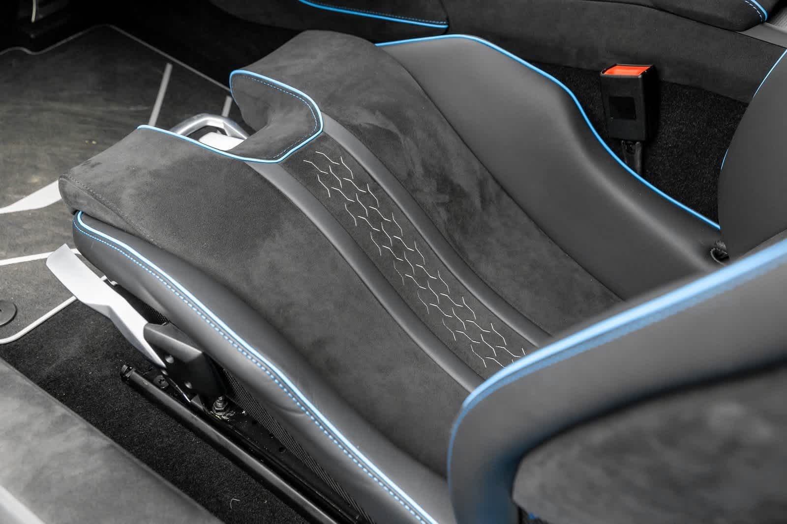 Thumbnail: 2024 Lamborghini Huracan - 29