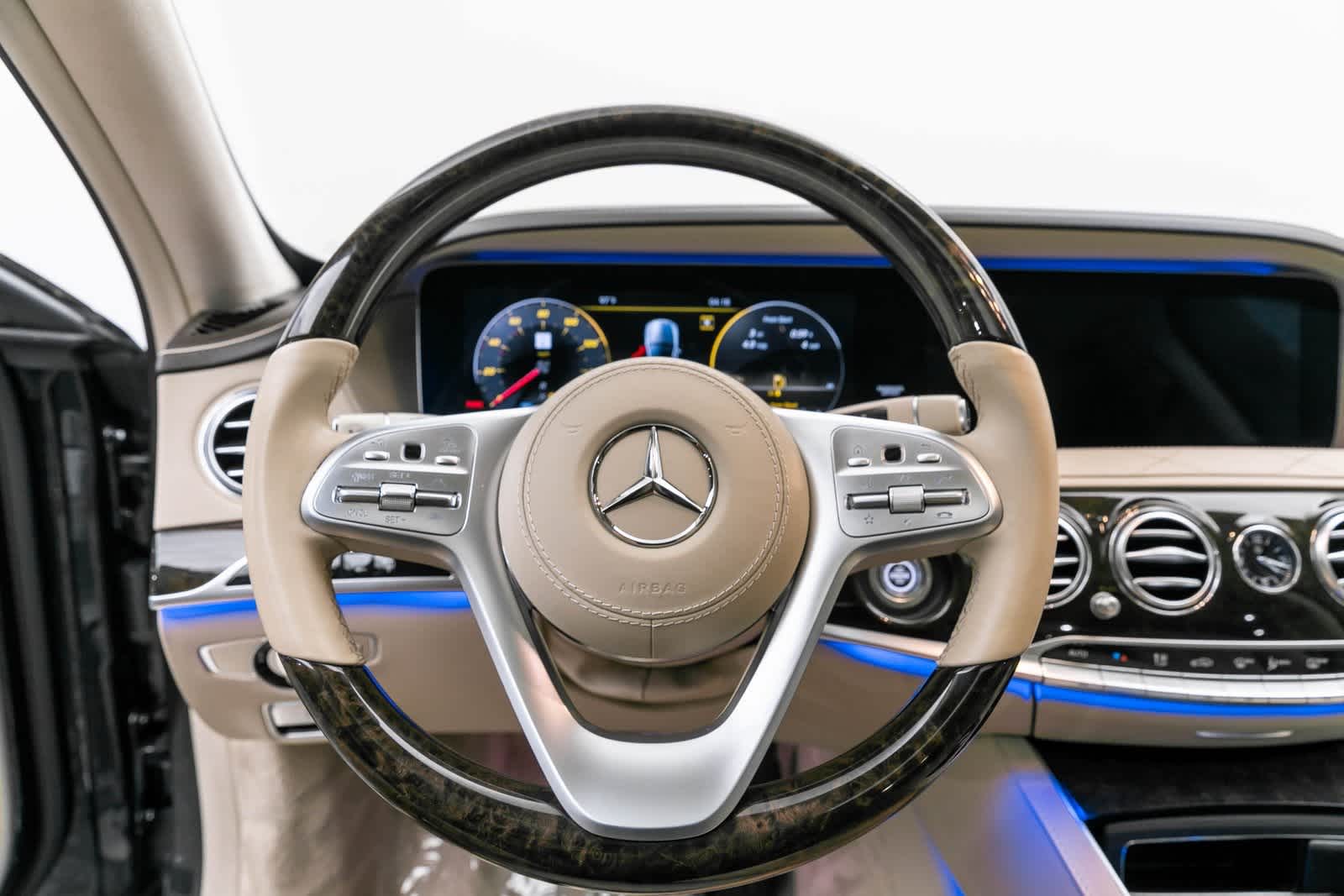 Thumbnail: 2020 Mercedes-Benz S-Class - 19