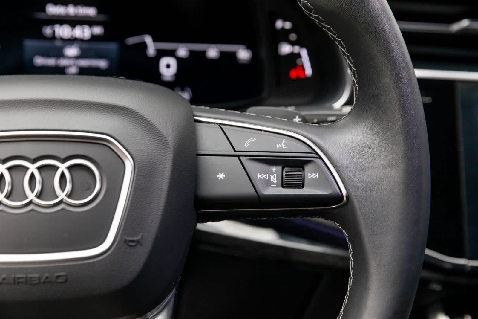 Thumbnail: 2025 Audi Q7 - 30