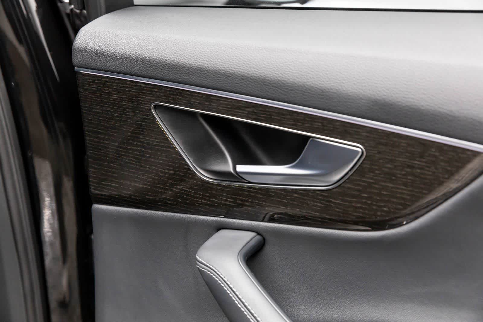 Thumbnail: 2025 Audi Q7 - 37