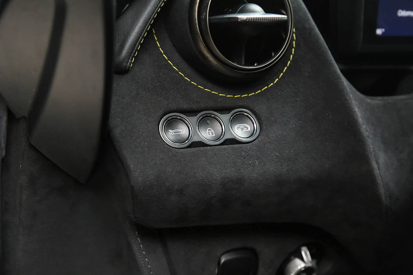 Thumbnail: 2022 Mclaren 720S - 20