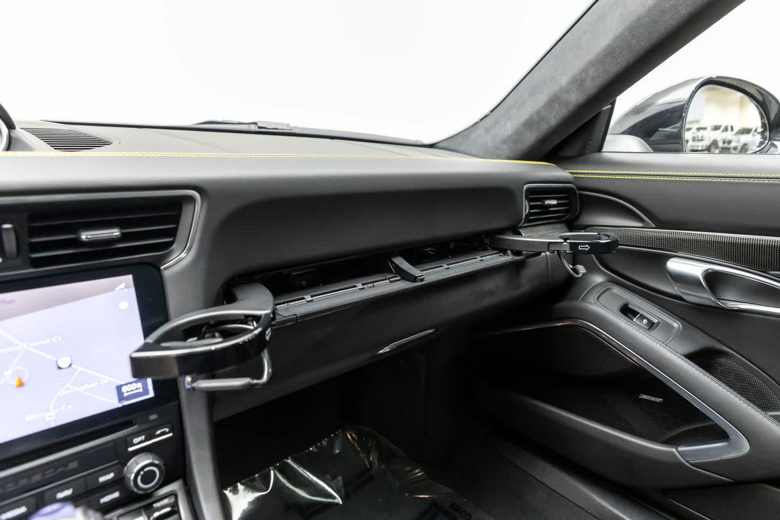 Thumbnail: 2019 Porsche 911 - 41