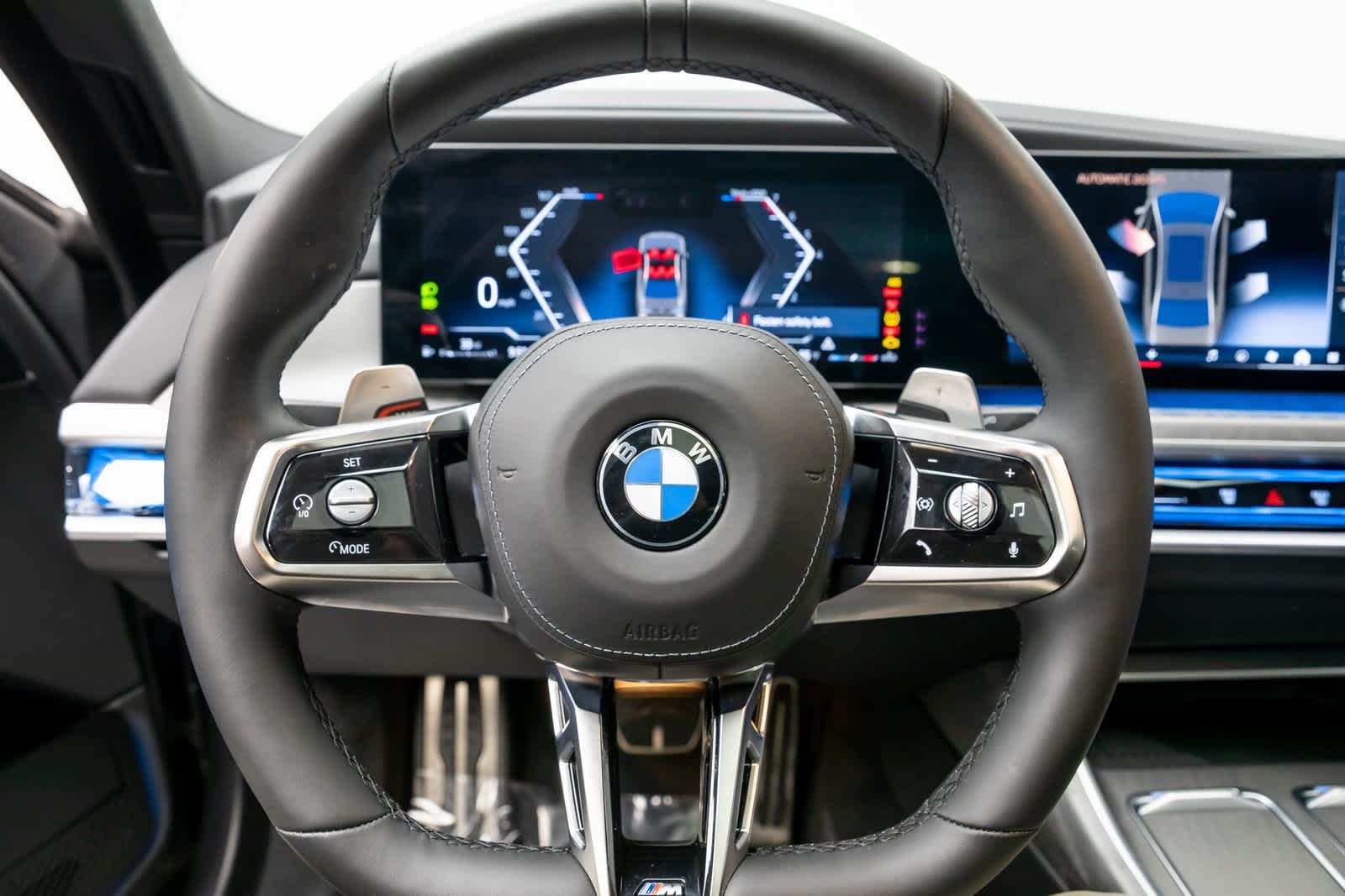 Thumbnail: 2024 BMW 7 Series - 19