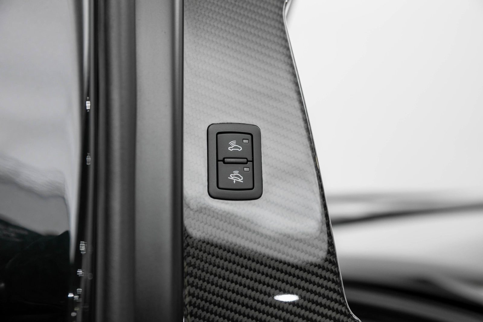 2021 Lamborghini Aventador SVJ 17