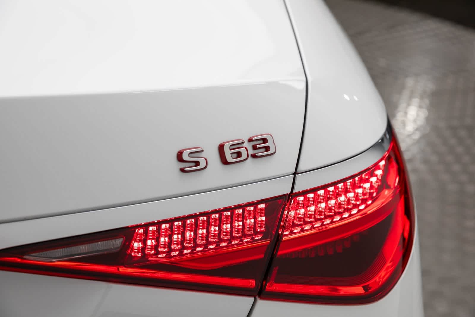 Thumbnail: 2024 Mercedes-Benz S-Class - 7