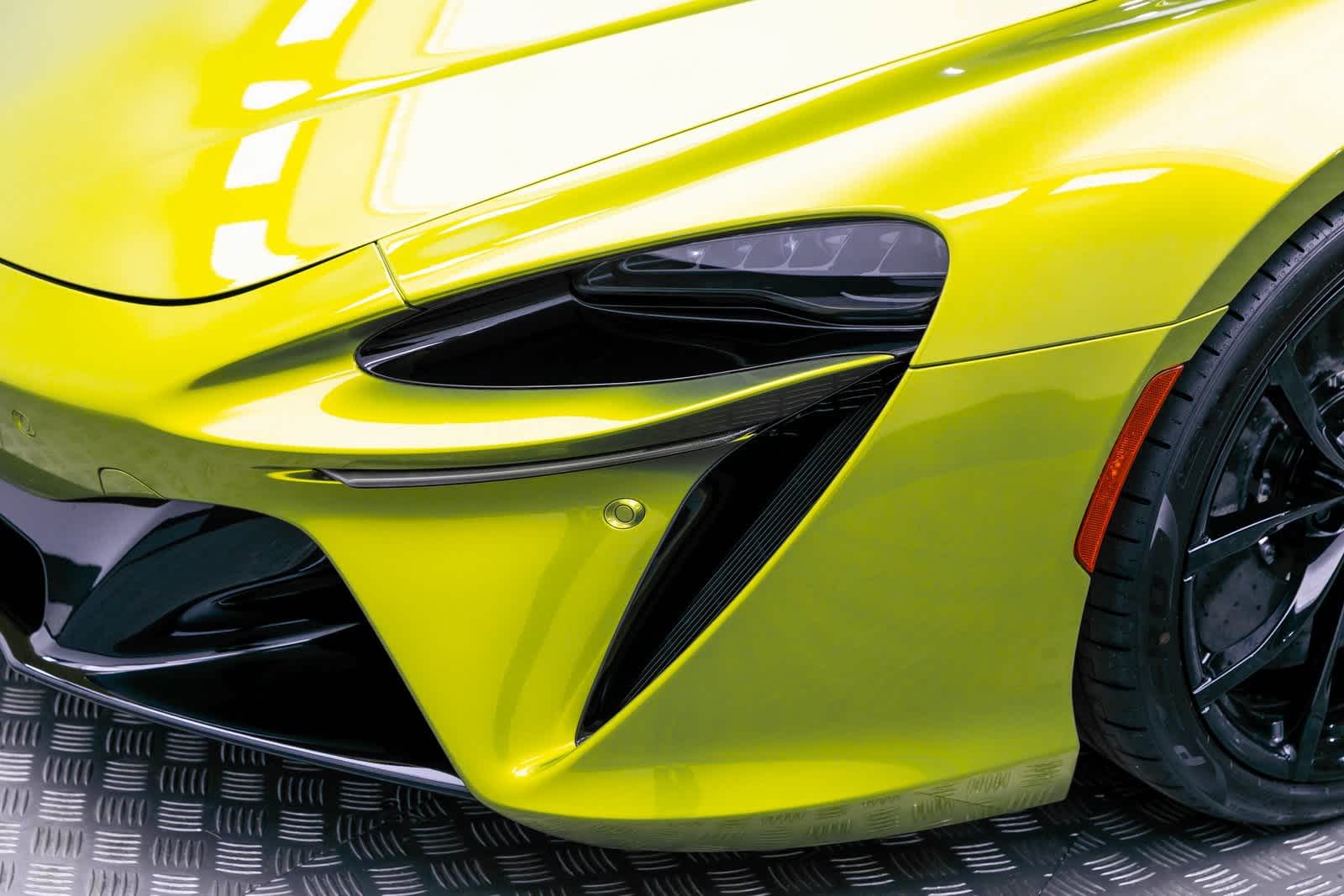 Thumbnail: 2025 Mclaren Artura - 43