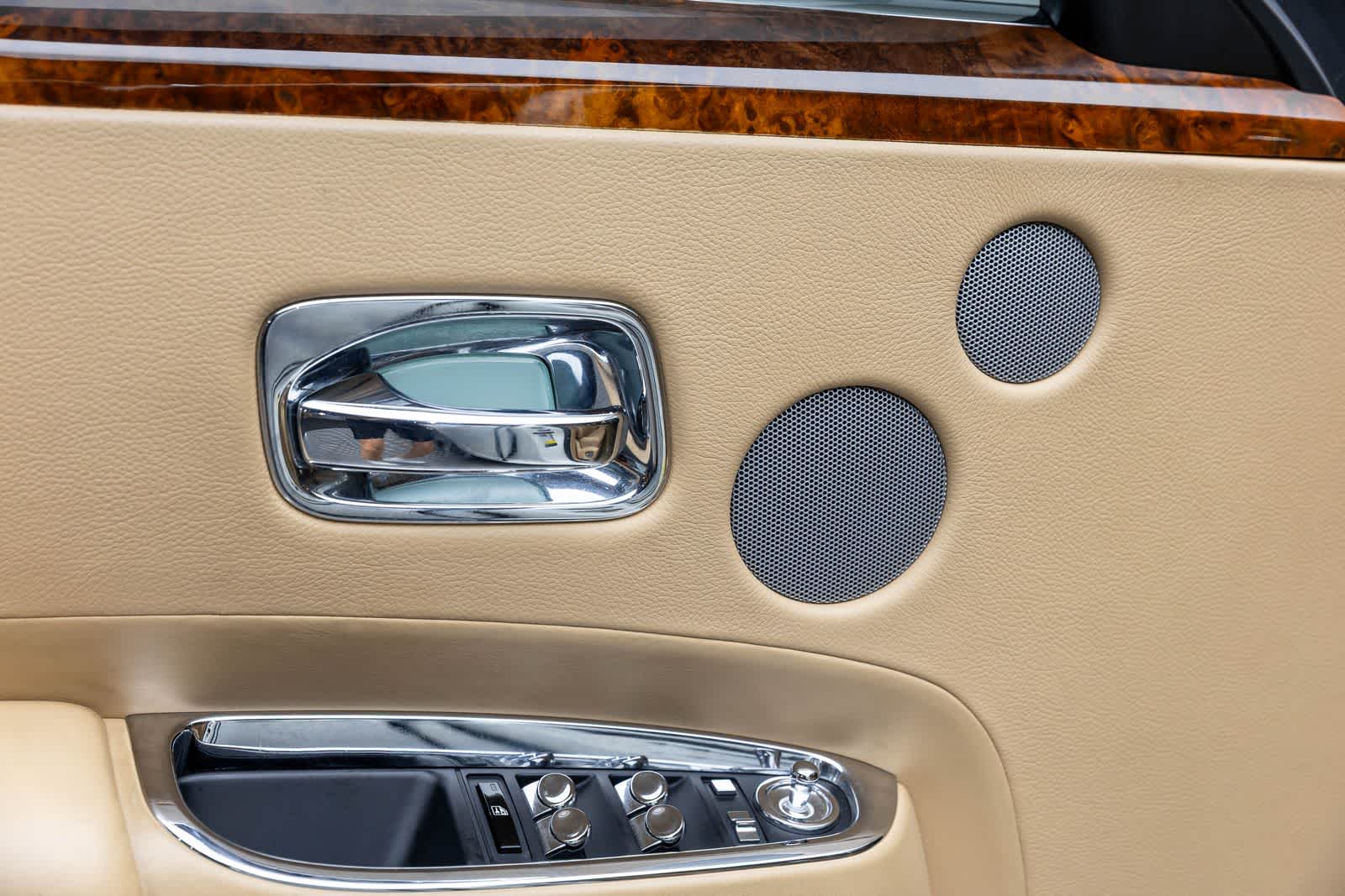 Thumbnail: 2011 Rolls-Royce Ghost - 6