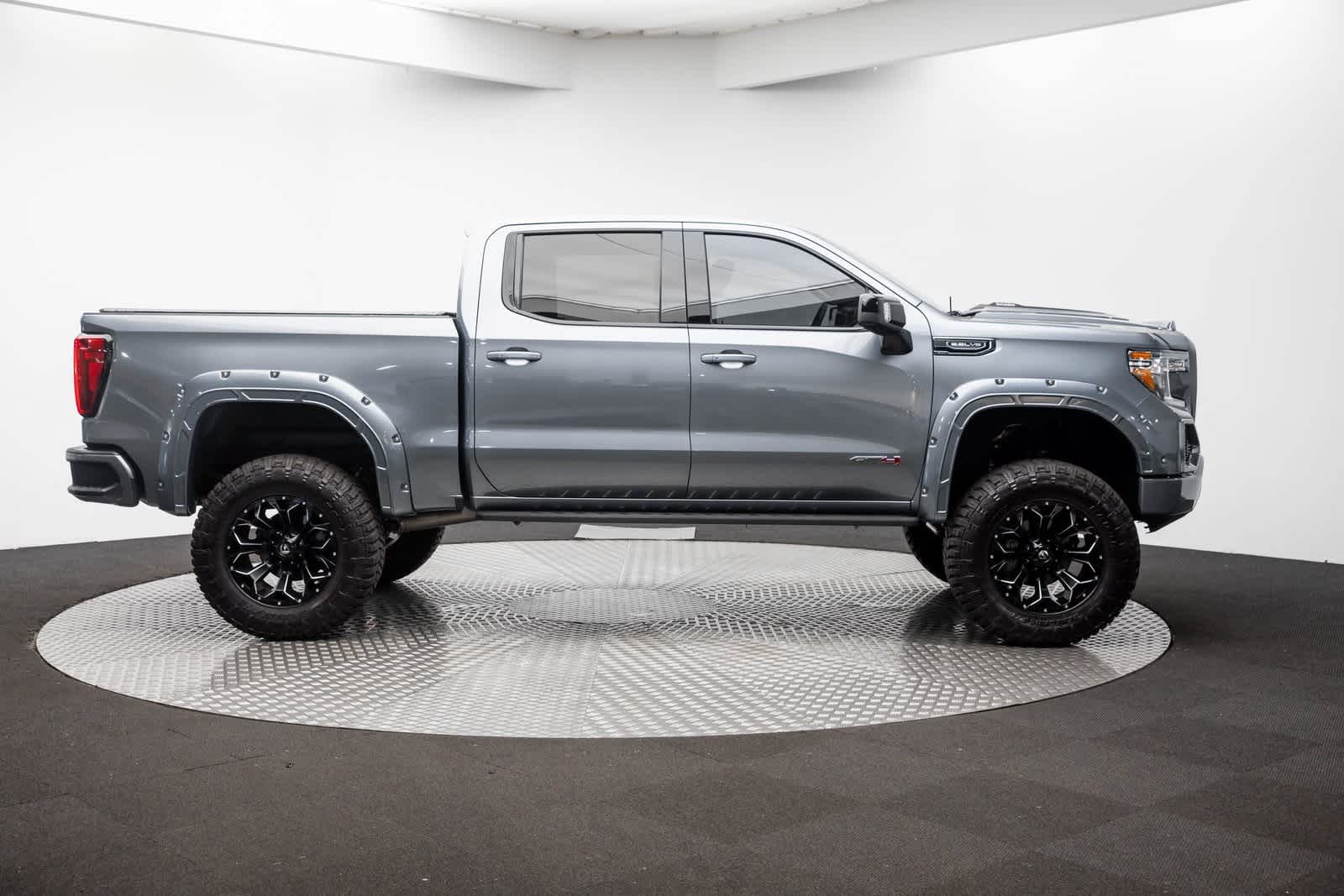 Thumbnail: 2021 GMC Sierra 1500 - 50
