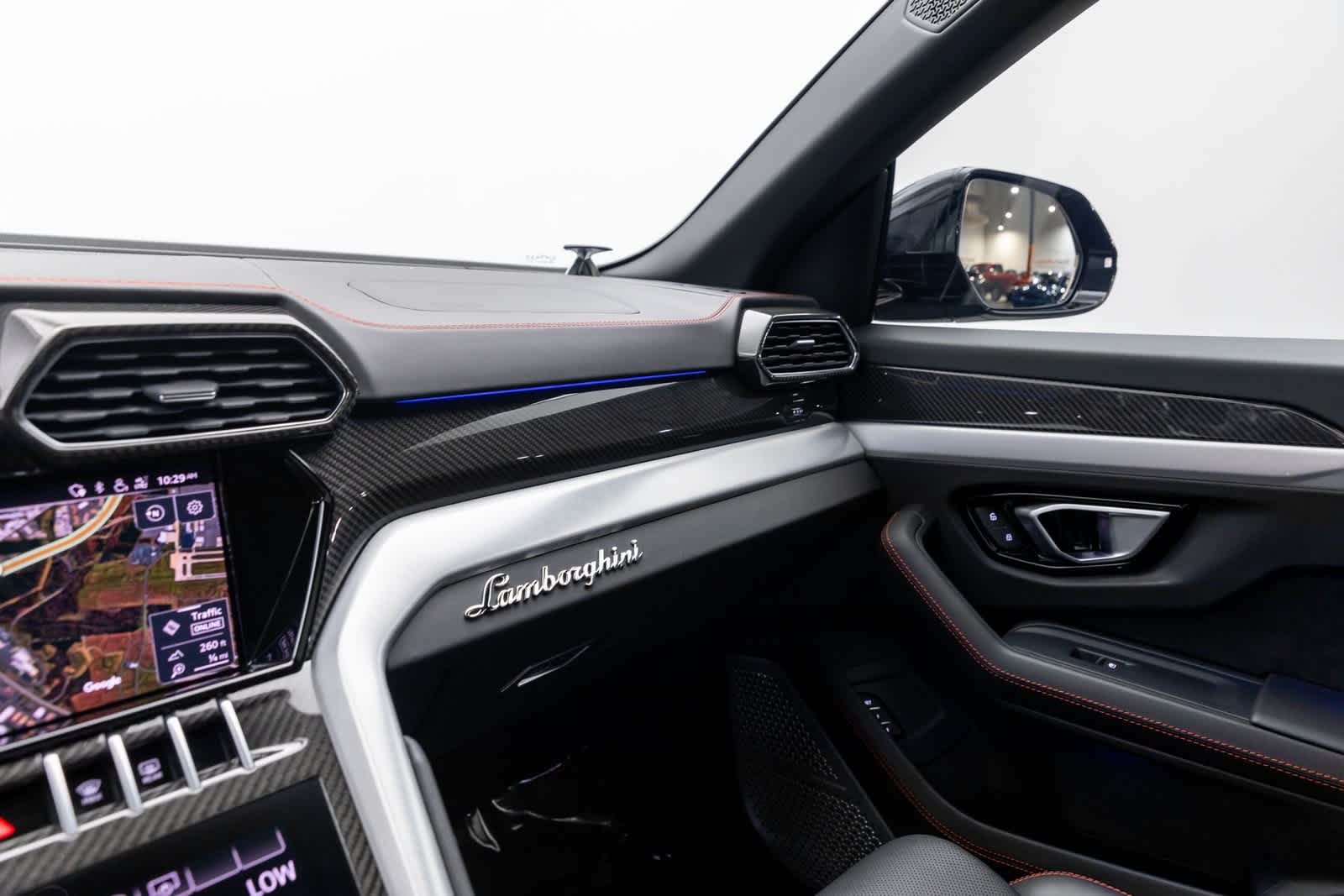 Thumbnail: 2020 Lamborghini Urus - 38