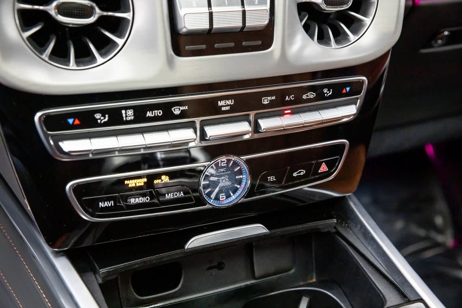 Thumbnail: 2022 Mercedes-Benz G-Class - 35