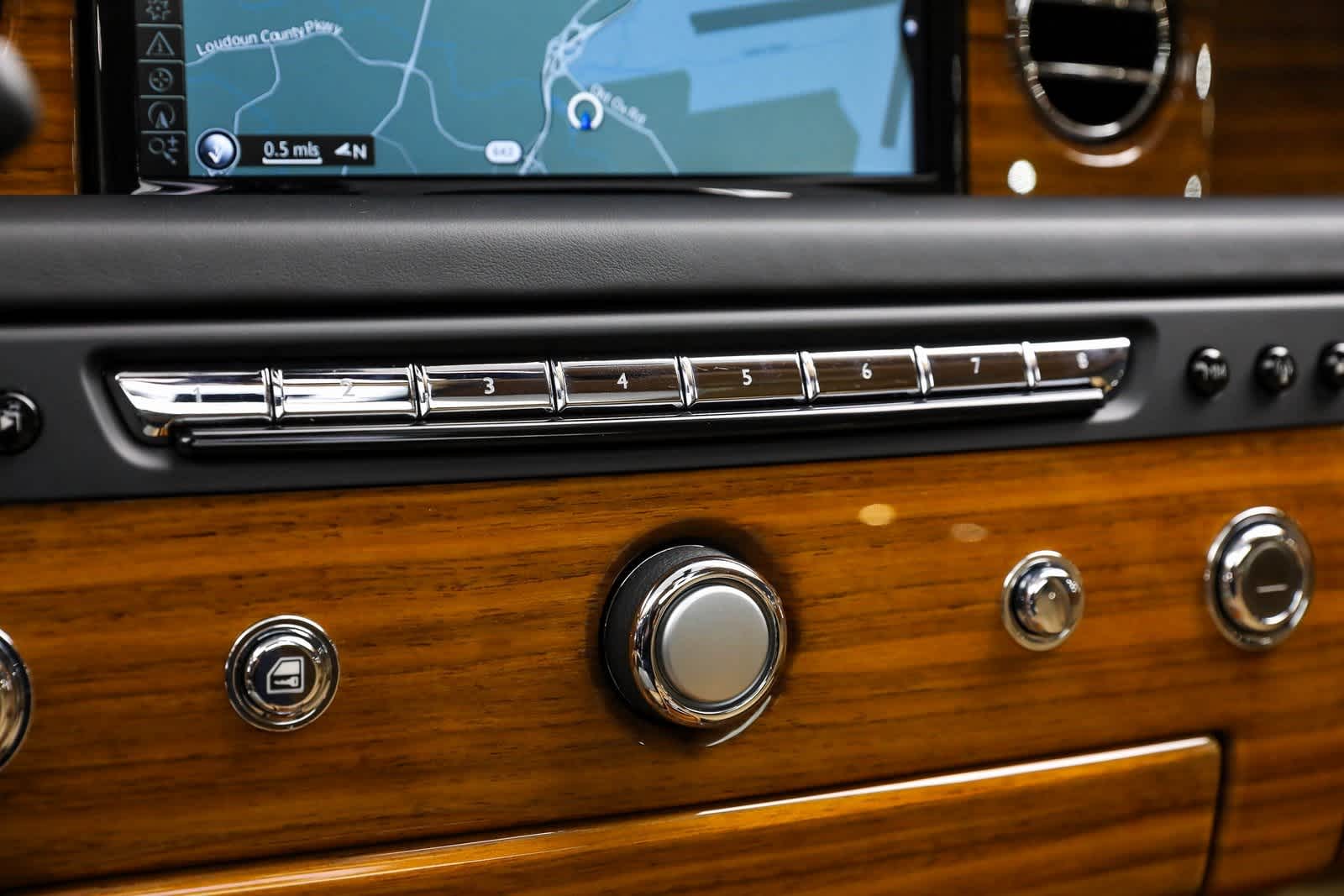 Thumbnail: 2015 Rolls-Royce Phantom - 25