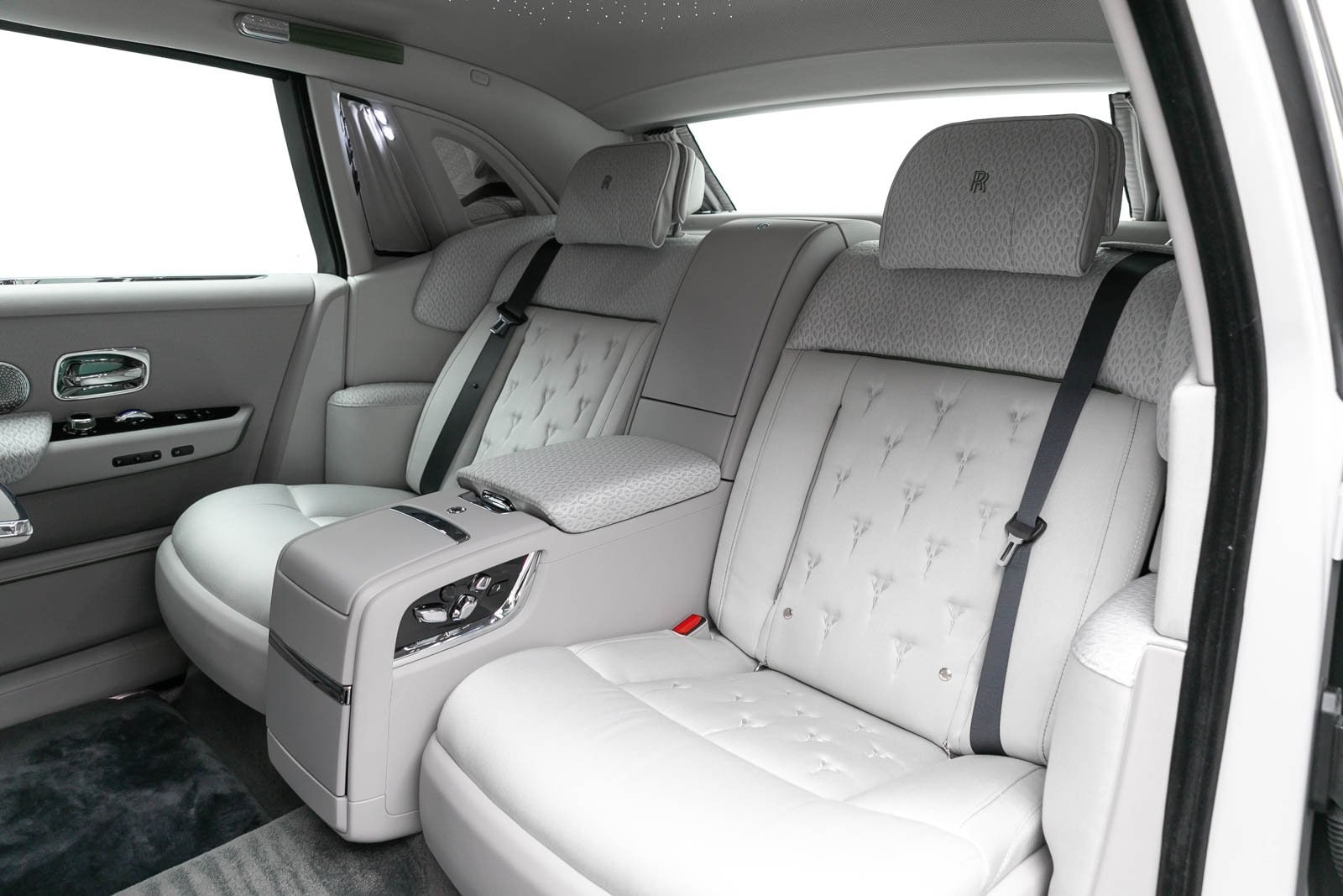 Thumbnail: 2024 Rolls-Royce Phantom - 51