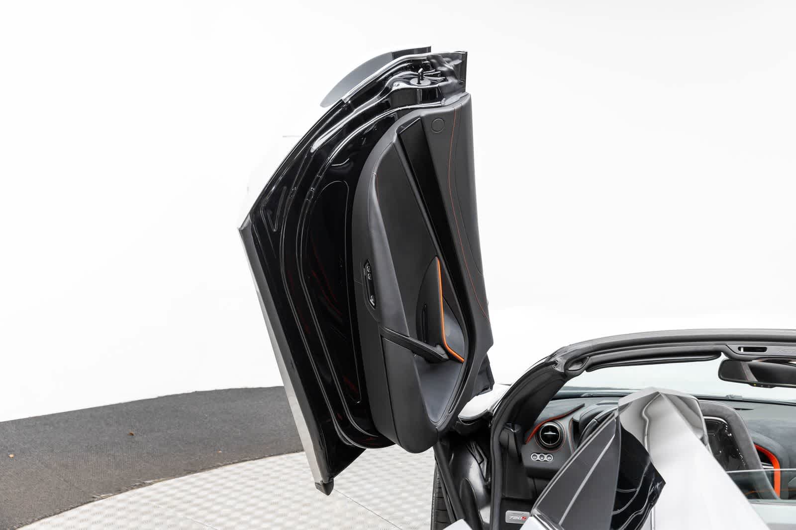 Thumbnail: 2022 Mclaren 720S - 20