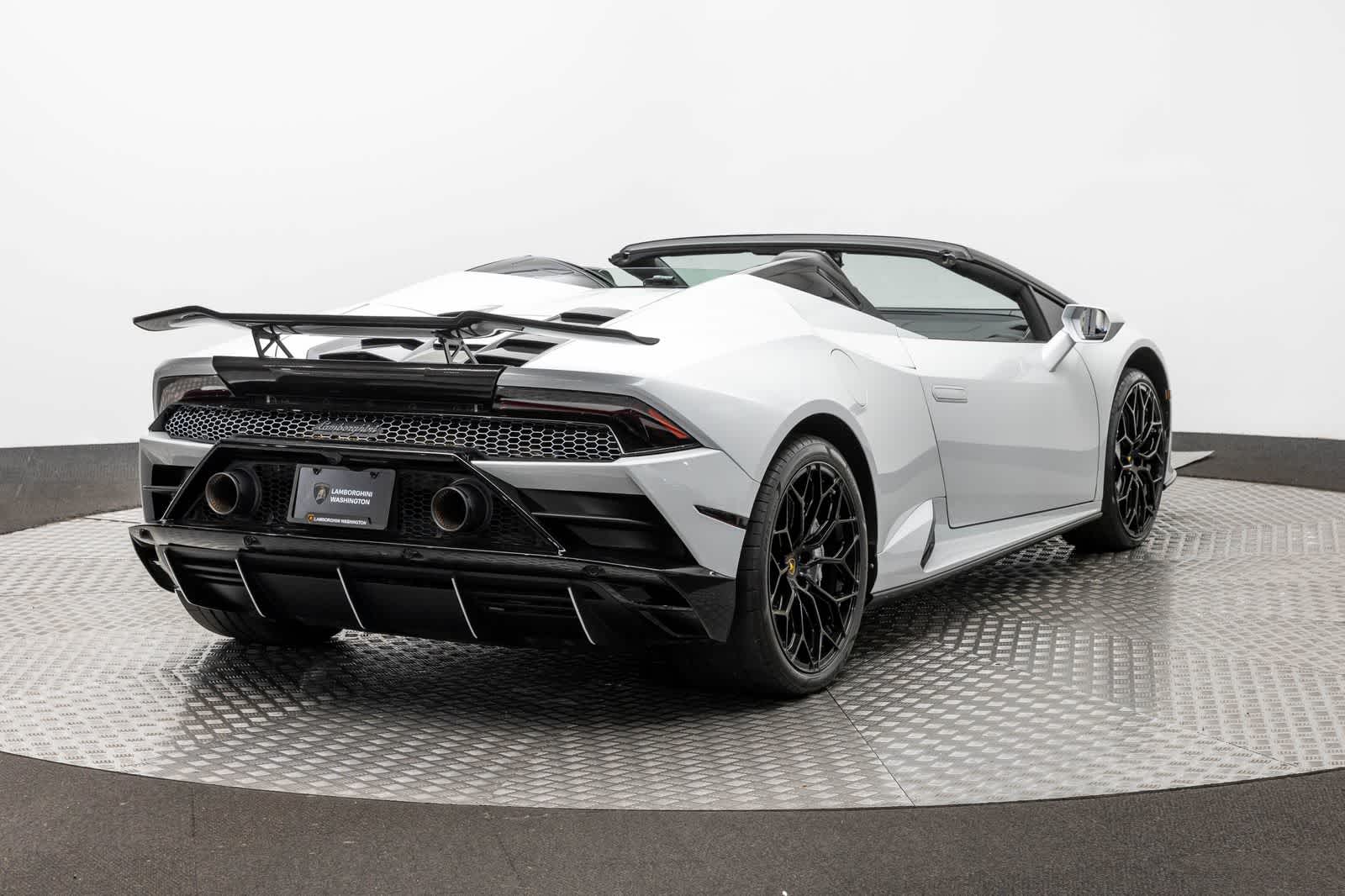 Thumbnail: 2020 Lamborghini Huracan - 20