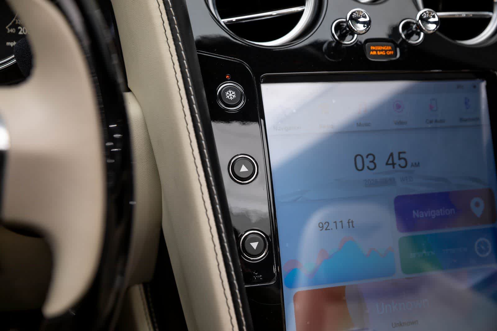 Thumbnail: 2018 Bentley Continental - 33