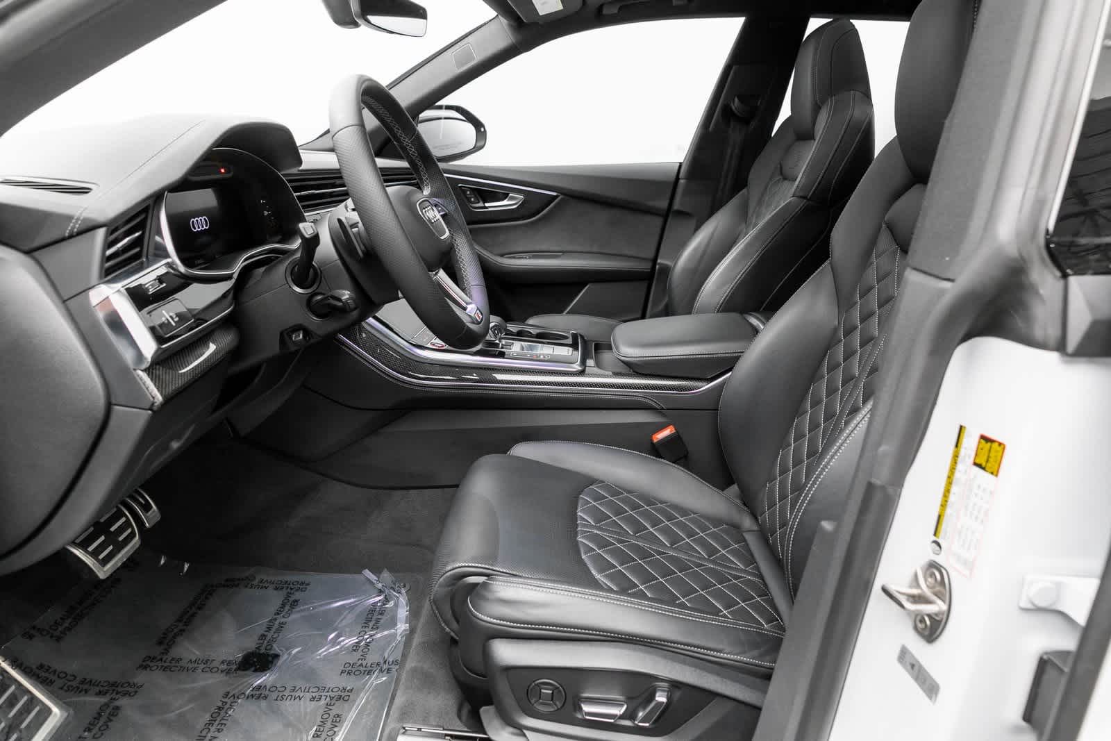 Thumbnail: 2023 Audi SQ8 - 10
