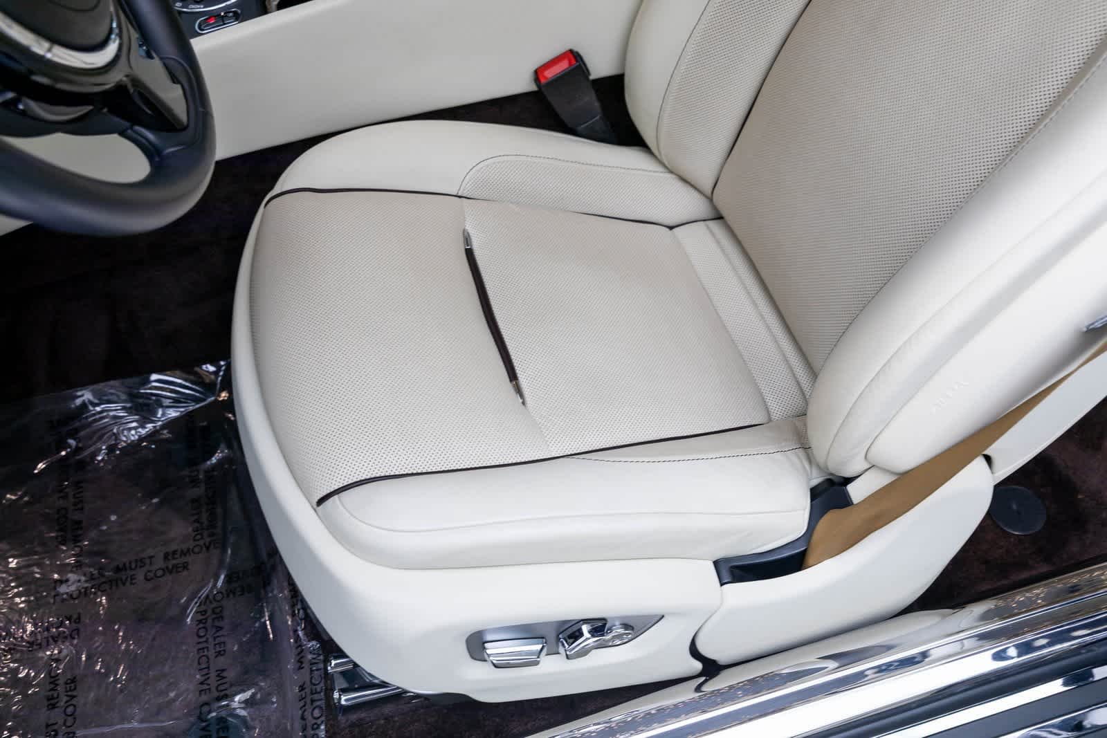 Thumbnail: 2016 Rolls-Royce Wraith - 23