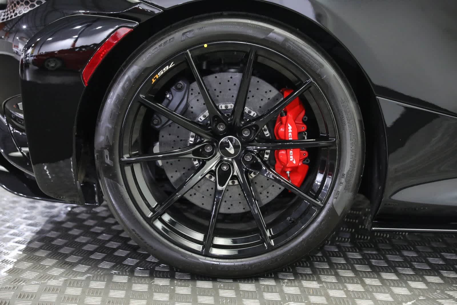 Thumbnail: 2021 Mclaren  - 38