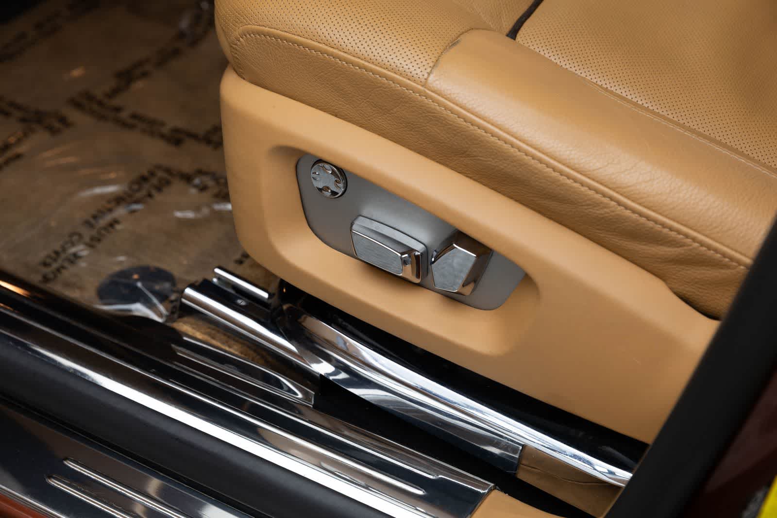 Thumbnail: 2013 Rolls-Royce Ghost - 12