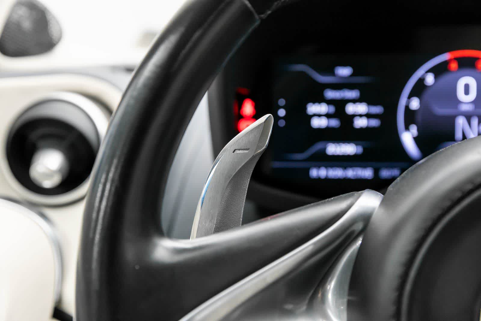 Thumbnail: 2020 Mclaren GT - 18