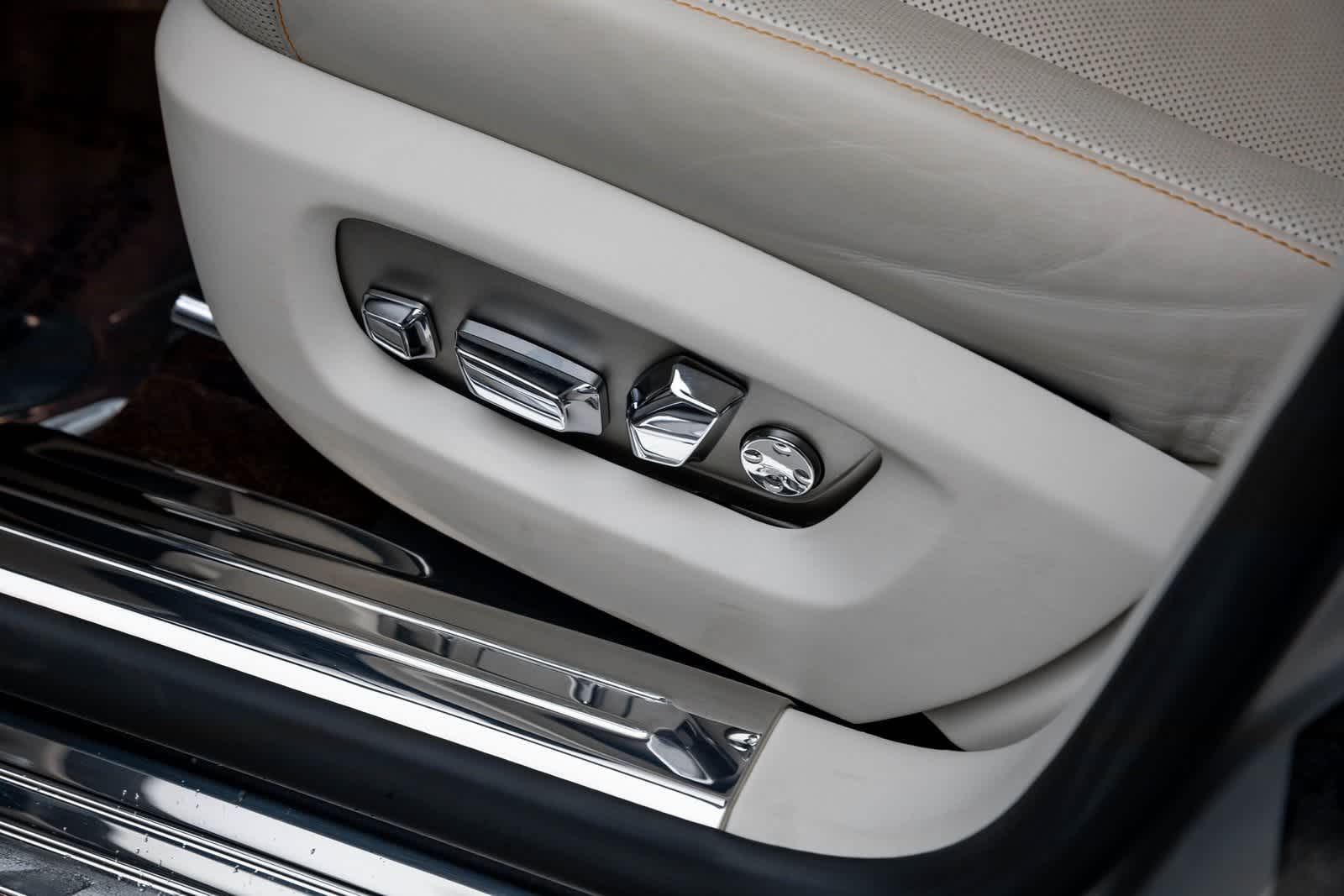 Thumbnail: 2018 Rolls-Royce Ghost - 22