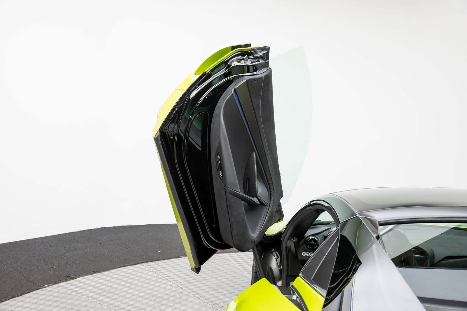 Thumbnail: 2023 Mclaren 720S - 24