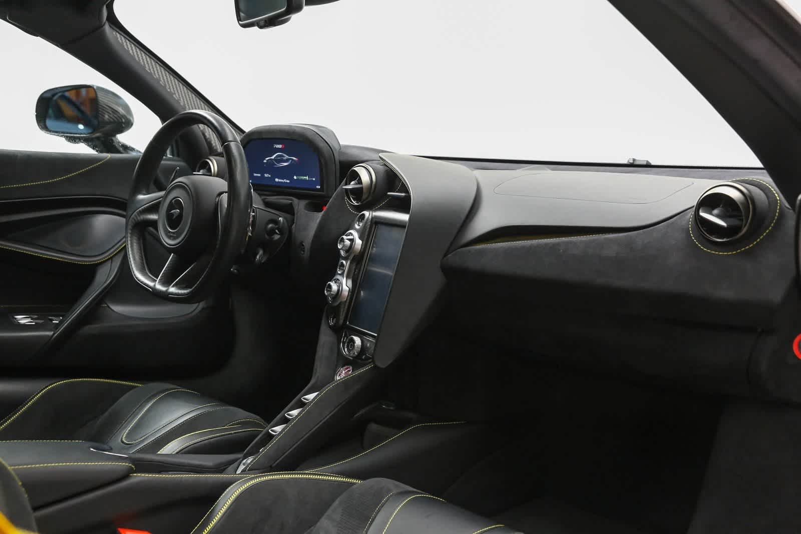 Thumbnail: 2022 Mclaren 720S - 32