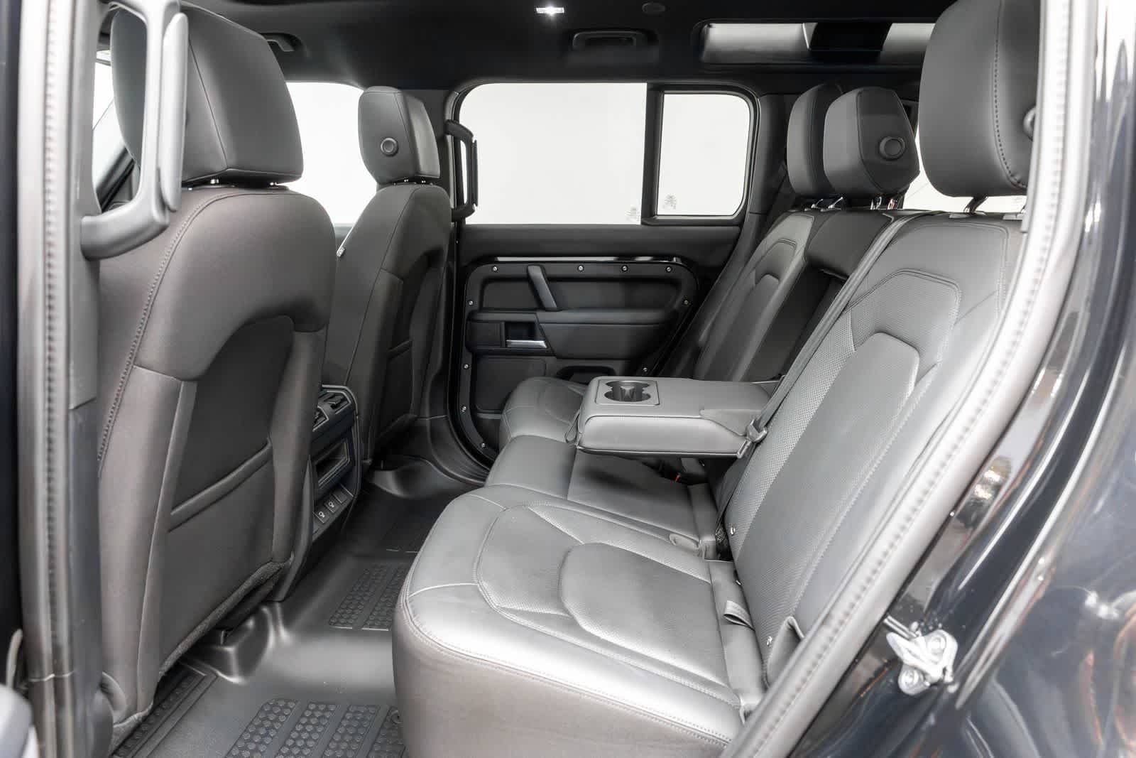 Thumbnail: 2025 Land Rover Defender - 12