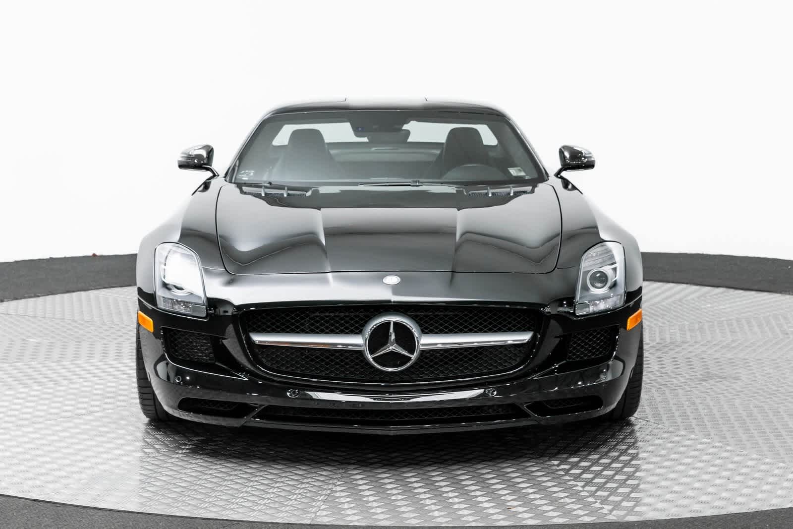 Thumbnail: 2012 Mercedes-Benz SLS AMG - 6