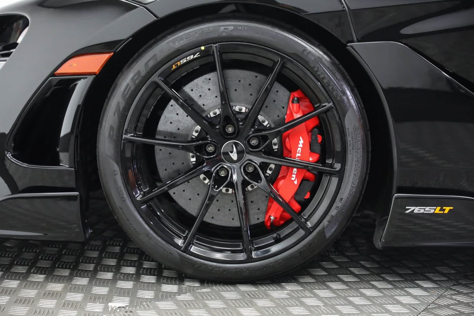 Thumbnail: 2021 Mclaren  - 8
