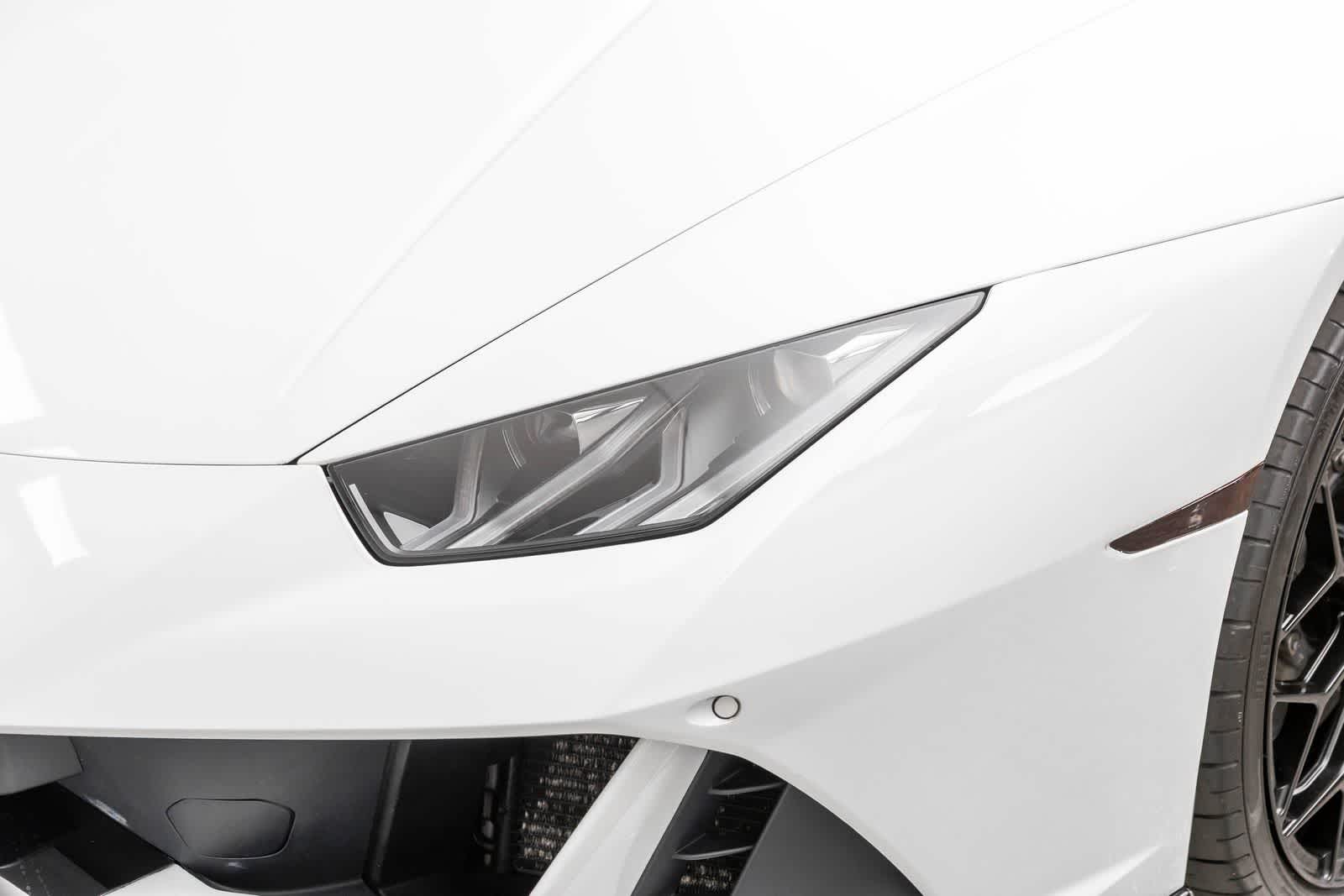 Thumbnail: 2020 Lamborghini Huracan - 46