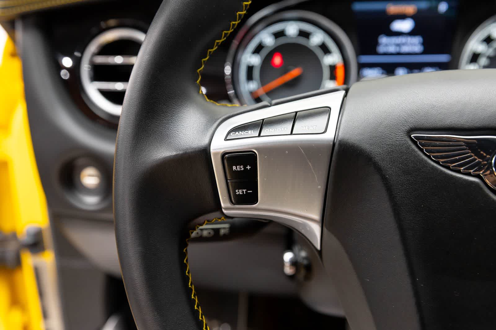 Thumbnail: 2014 Bentley Continental - 33