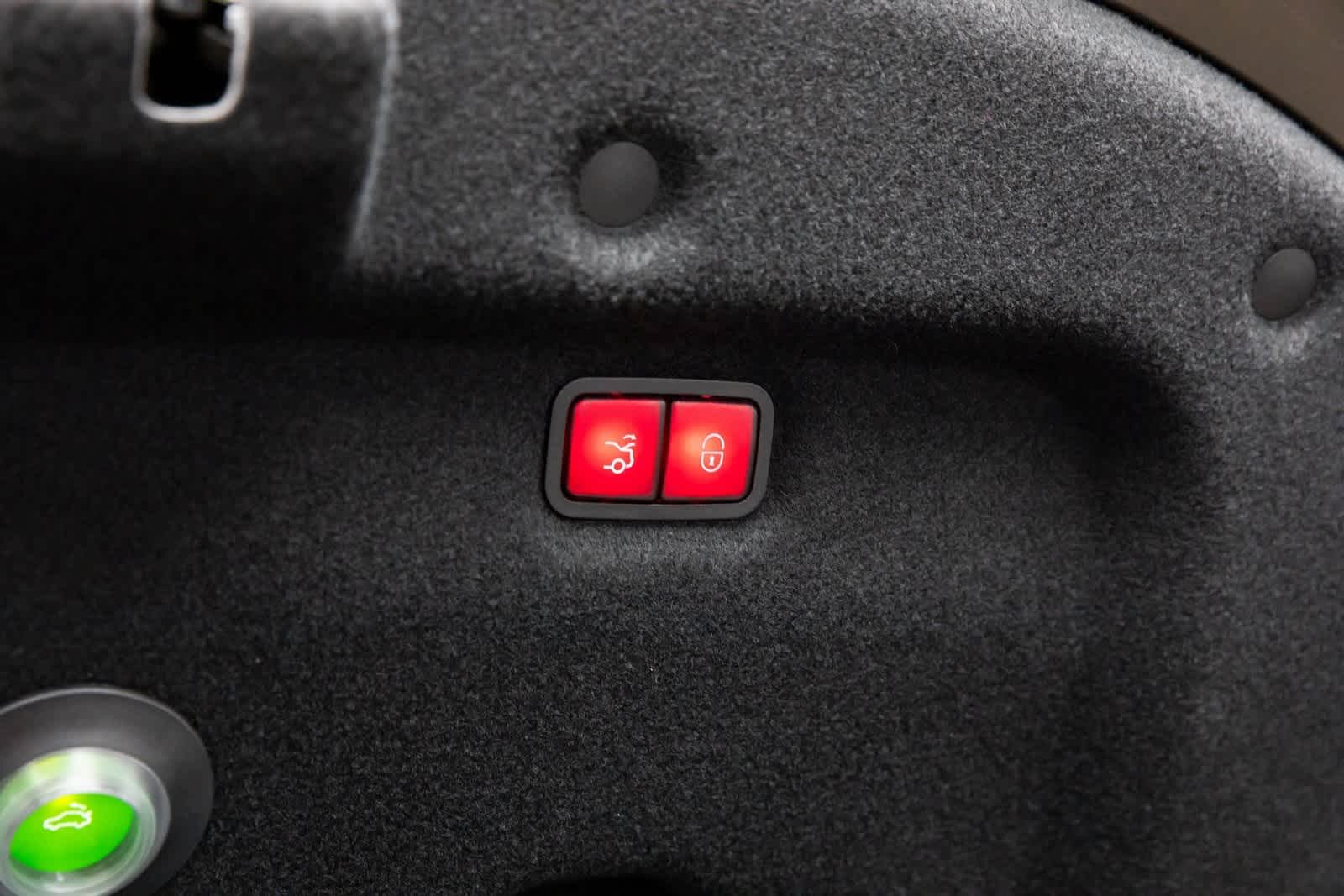 Thumbnail: 2025 Mercedes-Benz SL-Class - 38