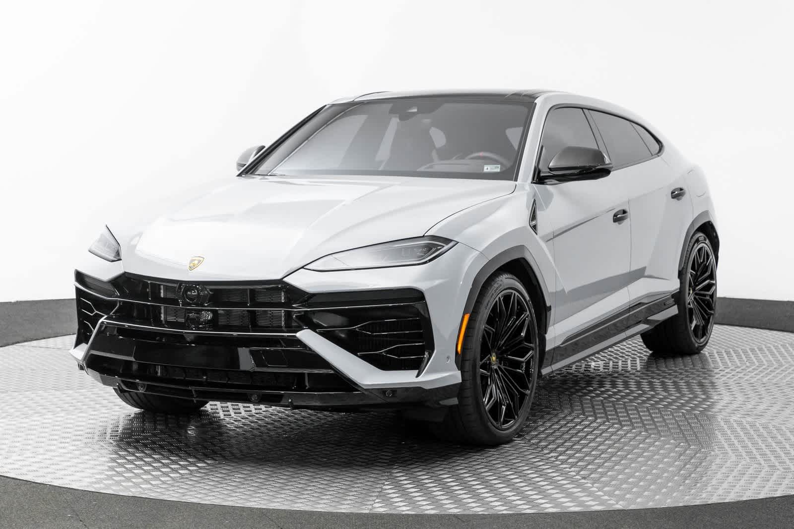 2025 Lamborghini Urus S -
                  Sterling, VA