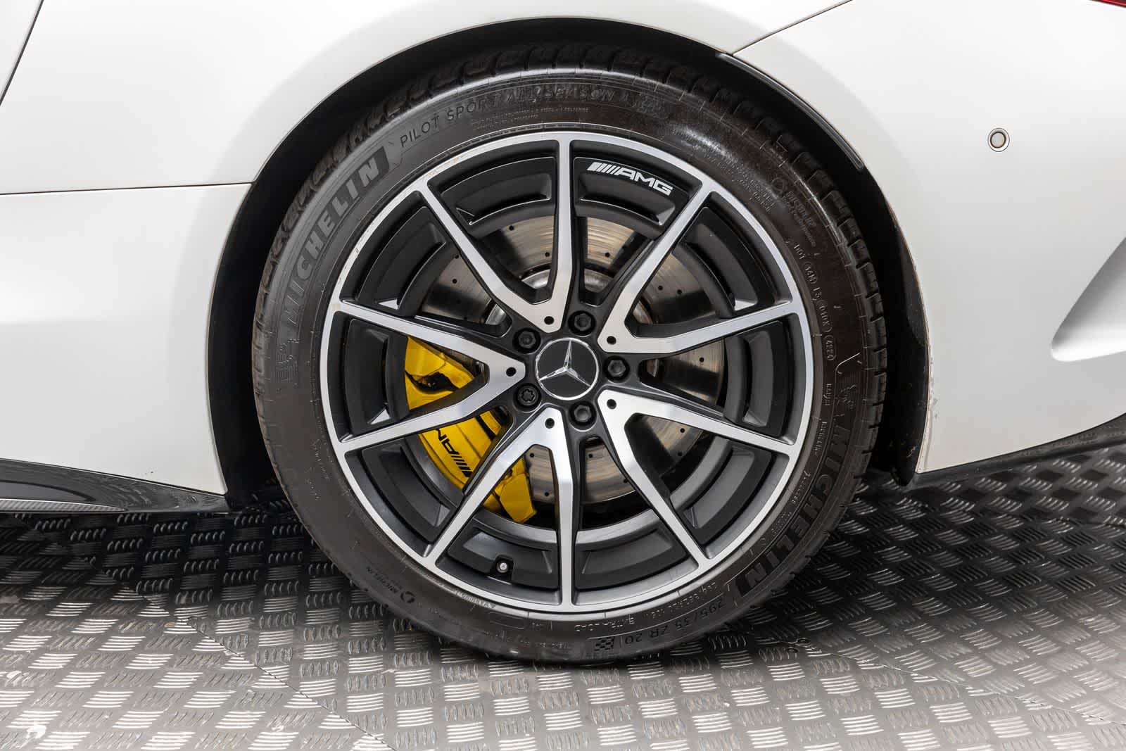 Thumbnail: 2022 Mercedes-Benz SL-Class - 46