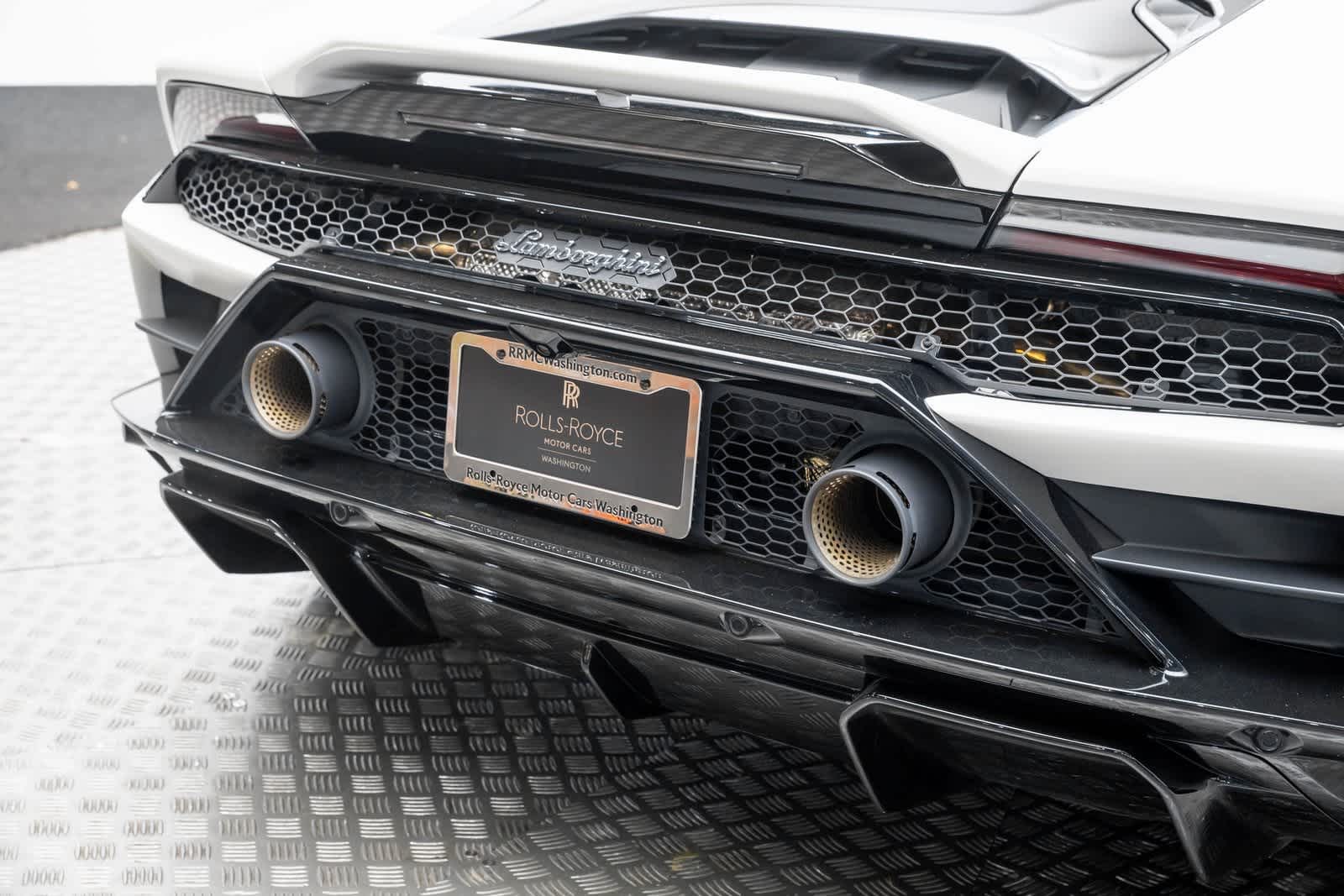 Thumbnail: 2022 Lamborghini Huracan - 39