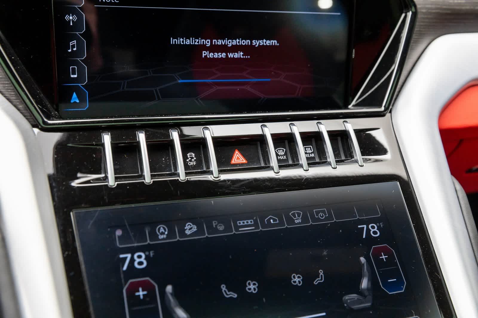 Thumbnail: 2022 Lamborghini Urus - 34