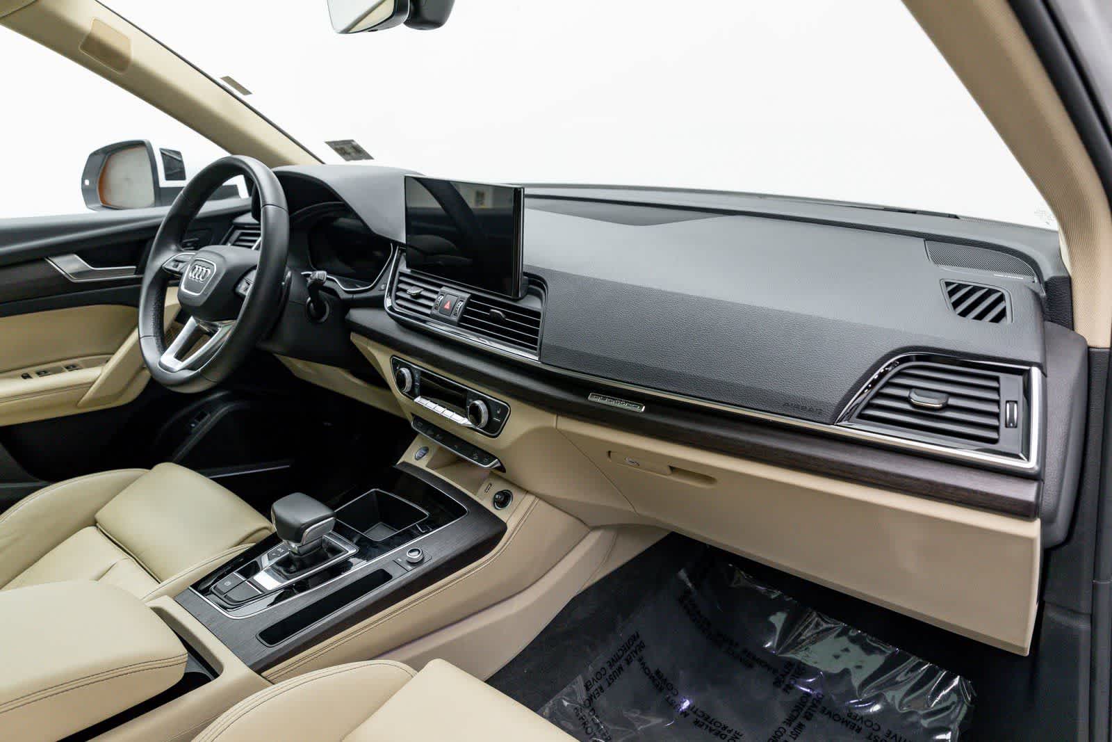 Thumbnail: 2024 Audi Q5 - 45