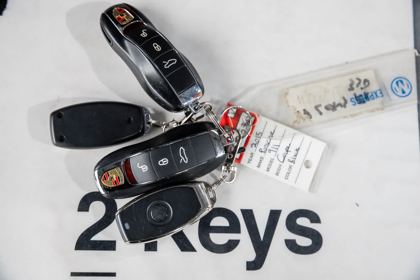 Thumbnail: 2015 Porsche 911 - 22