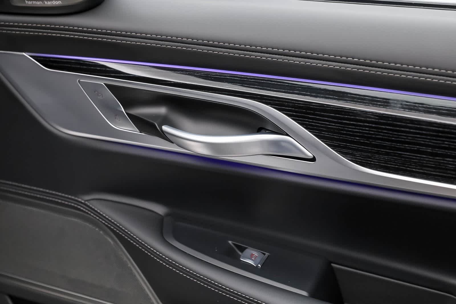 Thumbnail: 2022 BMW 7 Series - 46