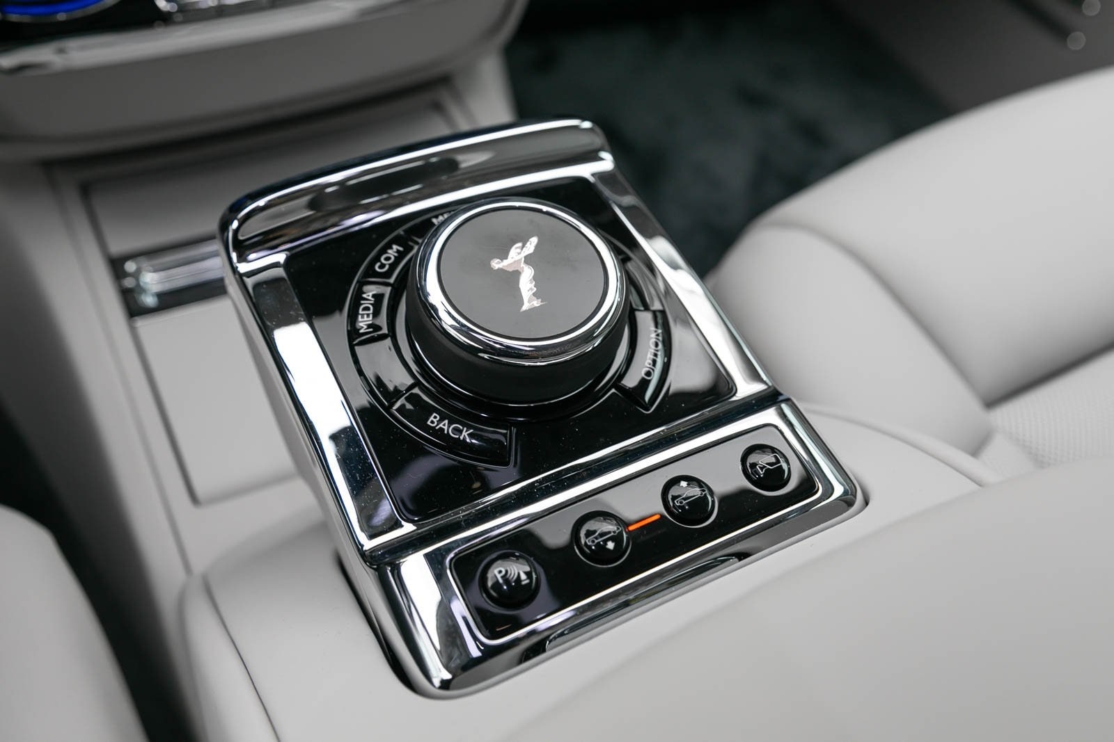 Thumbnail: 2024 Rolls-Royce Phantom - 24